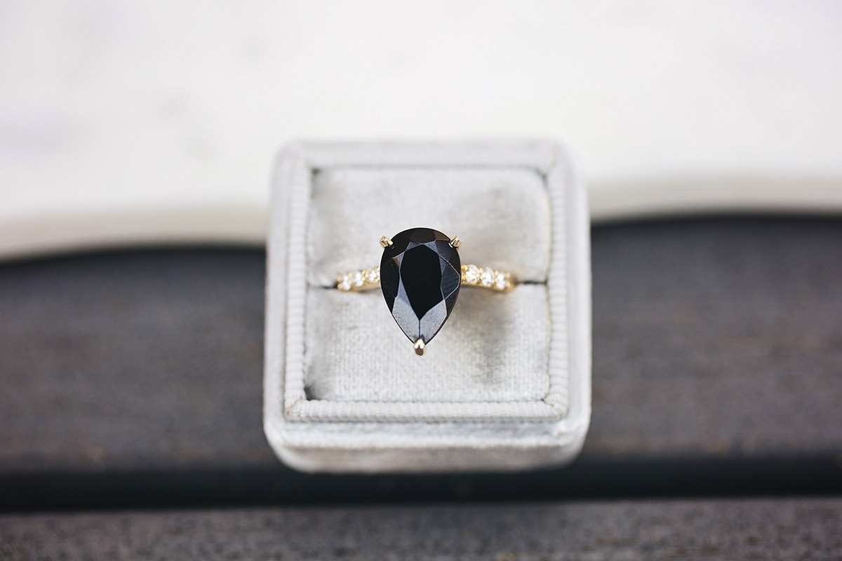 Australian Diamond Brokers - What You Need to Know About Black Diamonds