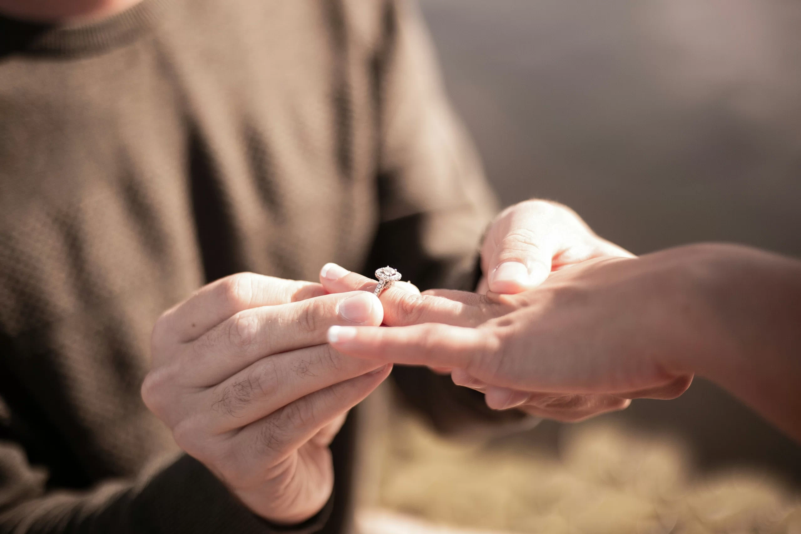 Tips to Save for an Engagement Ring