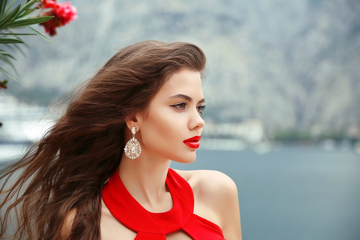 australiandiamondbrokers - Which Metals and Gemstones are Best for Your Skin Tone